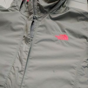 Preloved NorthFace windbreaker